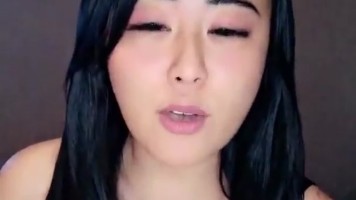 Tante YhooNna Pamerin Uting Goyang Erotis HOT51