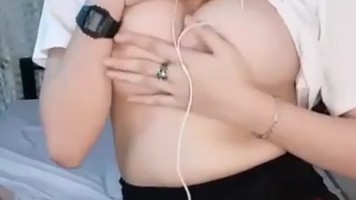 Abg Cantik Buka Bukaan Omek Meki Mulus