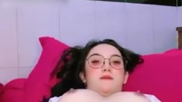 Miss Peyii Ngangkang Omek Santuy DreamLive